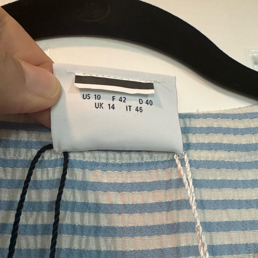 Akris Punto Midi Length Snap Front Belted Shirtdress - Picture 9 of 15